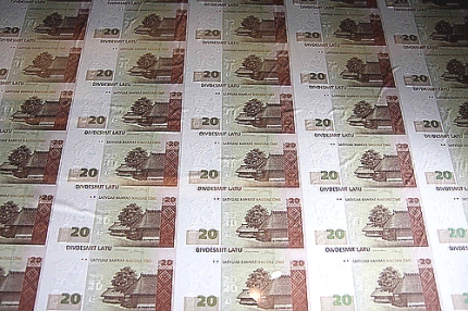 "Latvijas Krājbankas" noguldītājiem izdos 350 miljonus latu